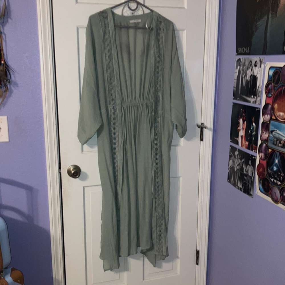 Long green bohemian robe